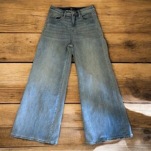 Miss Me Premier Light Blue High Rise Super Wide Leg Jeans sz 25